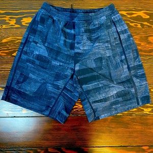 Lululemon-Pacebraker - Original Logo/Fit -9” seam